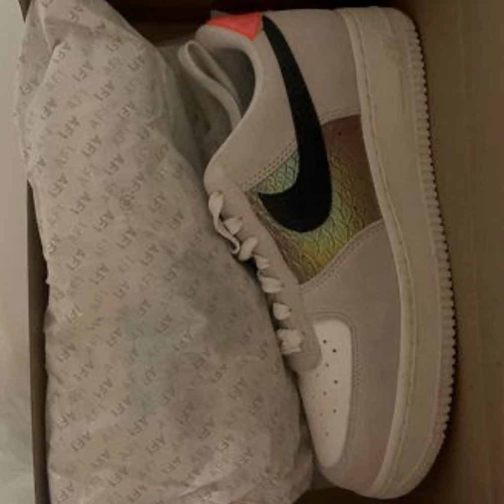 *Limited edition* NIKE AIRFORCE ONES